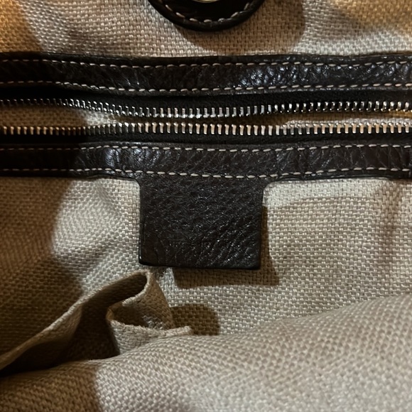 AUTHENTIC! Very good condition Gucci tote - Picture 8 of 11
